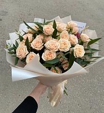 Букет Кремовые розы Латте в Белореченском